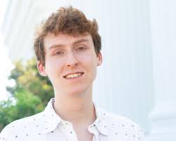 Chris Bertolini's Instagram, Twitter & Facebook