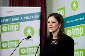 Az egyenes beszéd vendége szél bernadett független országgyűlési képviselő (telefonon). Szel Bernadett Daily News Hungary