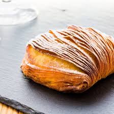 Sfogliatella Recette En 2020 Recette Italienne Desserts Italiens Alimentation