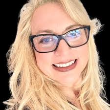 I am extremely excited to announce that starting next week I will be  joining the Miami HEAT as a Corporate Partnership Sales Coordinator! Thank  you to all the faculty and staff at