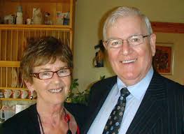 WESTPORT CATHAIR NA MART