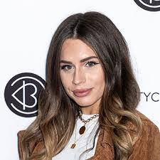 Ashley Brooke's Instagram, Twitter & Facebook