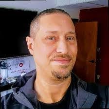 Aaron Wanless's Instagram, Twitter & Facebook