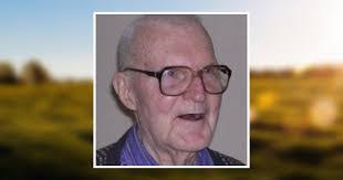 Carmen Peck's Instagram, Twitter & Facebook