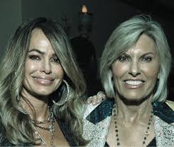 Jody Givens's Instagram, Twitter & Facebook