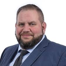 Daniel Basile's Instagram, Twitter & Facebook