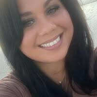 100+ "Iris Colon" profiles