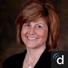 Elizabeth Hutson's Instagram, Twitter & Facebook