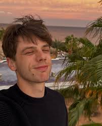 Time slipped away like sand through my fingers I know better than to show  up in sandals I just wanted to take some pictures, But I always end up  taking more than