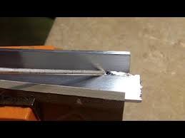 The First Lesson Of Welding Learn To Run A Straight Bead Everlast Powertig 200dv Youtube Welding Aluminum Welding Table Welding Projects