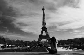 هل تذكرين بباريس تسكعنا خطاك في ساحة ستيفن نبيل Steven Nabil Facebook