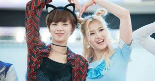 Maybe you would like to learn more about one of these? Twice S Jeongyeon And Sana Share Adorable Friendship Shot On Sns Koreaboo