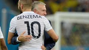 Check spelling or type a new query. Euro 2021 Didier Deschamps Rappelle Karim Benzema En Equipe De France