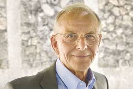 Axel kahn ist einer der bekanntesten networker deutschlands. Effets Secondaires Du Vaccin Astrazeneca L Hypothese La Moins Invraisemblable Est Une Infection Adenovirale De Chimpanze Pour Axel Kahn