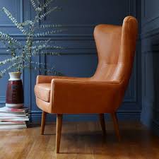 Let S Fall In Love With This Mid Century Modern Design Paradise Www Delightfull Eu Blog Midcenturychairs Diningchai Leather Wing Chair Furniture Wing Chair