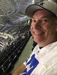 Gwen Padgett's Instagram, Twitter & Facebook