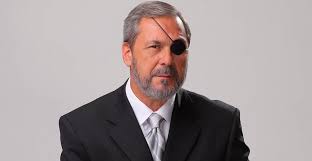 Maybe you would like to learn more about one of these? Santiago Pavlovic Revelo Como Perdio Su Ojo Izquierdo En Una Guerra Glamorama