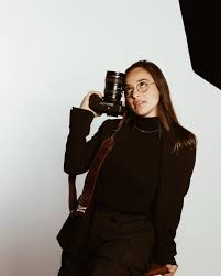 meu mundinho iluminado✨ . . . . . rachando o bico das piadas @iagoarbex  @guigspinho @_sarihs @vitografar (📷)