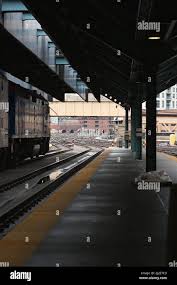 How To Avoid Boarding Chaos On Amtrak At Chicago Union Station -  Wanderwisdom