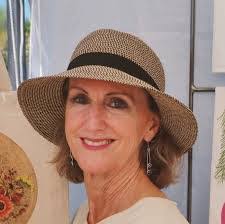 Lori Bodiford's Instagram, Twitter & Facebook