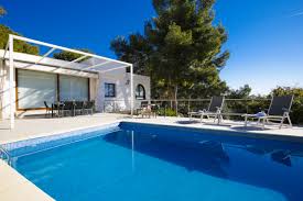 Servicios y zonas comunes campomar es una casa privada con piscina. Alquiler Casa De Vacaciones En Tarragona