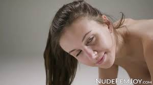 Alisas nacktes Training | xHamster