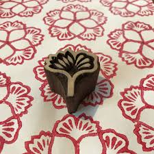 Druck Kurse Wadenswil Stemple Dir Deinen Eigenen Lieblingsstoff Onlineshop Textildruck Stempel Www Maasa Ch Textildruck Holzstempel Clay Stamps