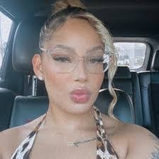 Jennifer Phaneuf's Instagram, Twitter & Facebook