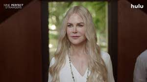 A storm is brewing on the shores of netflix's outer banks season 2, metaphorically speaking. Nine Perfect Strangers Miniserie 2021 Film Trailer Kritik