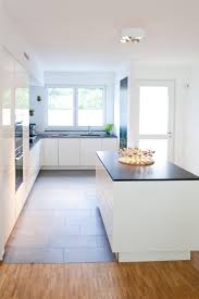 Moderne Hochglanz Kuche Weiss Kochinsel Neff 065 Site Baslik High Gloss White Kitchen White Gloss Kitchen Modern Kitchen Island