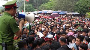 .đền hùng ước tính ngày mai có khoảng 20.000 lượt du khách đến dâng hương, thăm quan khu di tích. ChÆ°a Ä'áº¿n Giá»— Tá»• Ä'á»n Hung Ä'a Ä'ong Ä'áº¿n Ngháº¹t Thá»Ÿ Tuá»•i Tráº» Online