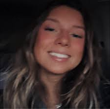 Where to find a red shiny candy apple in Richmond, Virginia?