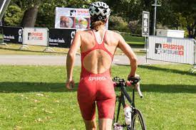 Nicola stapleton (* 1974), britische schauspielerin; Nicola Spirig Gegen Fabian Cancellara Im Triathlon Massive Sport Lifestyle