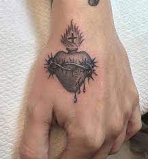 Descubra sagrado corazón mexicano imágenes de stock en hd y millones de otras fotos, ilustraciones y vectores en stock libres de regalías en la colección de shutterstock. Fotos De Disenos De Tatuajes Del Sagrado Corazon De Jesus Tatuaje Sagrado Corazon Tatuaje Del Corazon Tatuaje De La Mano