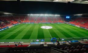Formerly known as the letna stadium (letensky stadion) and as the toyota arena, it is now named after its sponsor, axa. Prags Stadien Aktivitaten