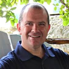 Quad Cities' WQAD Hires Major Market News Director To Fill In As Temp