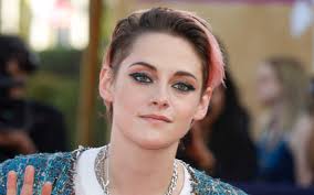 Kristen stewart on the set of the film about the gabrielle chanel fragrance, directed by ringan ledwidge. Kristen Stewart Goes Retro In A Knit Bralette Bright Pants Nikes Footwear News