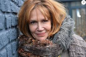 https://static1.purepeople.com/articles/0/33/10/70/@/4700210-clementine-celarie-rencontre-avec-l-eq-950x0-2.jpg