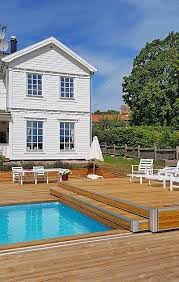 Smart Och Snyggt Pooldack Hus Hem I 2020 Pooldack Liten Pool Hus