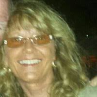 Shari Yates's Instagram, Twitter & Facebook