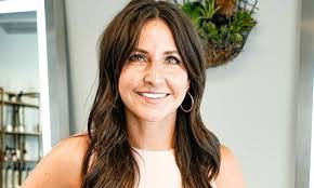 Audrey Valdez's Instagram, Twitter & Facebook