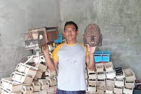Sepi Order Perajin Topeng Di Gunungkidul Banting Setir Buat Miniatur Truk Kayu Halaman All Kompas Com