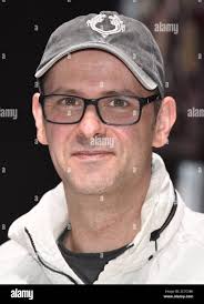 15 July 2020, North Rhine-Westphalia, Cologne: Musician Tommy Engel  presenting the safety and hygiene concept of the dinner show  "Weihnachtsengel" which will be shown from 20.11.2020. Photo: Horst  Galuschka/dpa Stock Photo