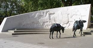 The Animals In War Memorial Is Located On Park Lane This Monument Is Dedicated To All The Animals That Served And Di War Horse War Memorial Horse Memorial