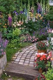 Beautiful Small Cottage Garden Ideas For Backyard Inspirations 42 In 2020 Small Cottage Garden Ideas Cottage Garden Plants English Garden Design