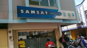 Salah satu syarat dalam prosedur bayar pajak kendaraan harus membawa ktp asli yang sesuai dengan data di dengan demikian, potensi percaloan di kalangan internal pegawai samsat juga bisa dihindari. Badan Keuangan Daerah Prov Sumbar