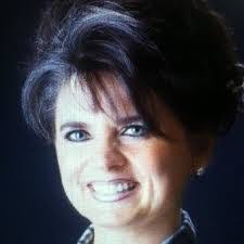 Tracy Schrader's Instagram, Twitter & Facebook