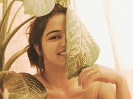 Thank you for giving so much love to #DilDiyanGallan ♥️ #NatashaWaraich is  super happy and you can see that in her eyes 😍 . Photography: Asfaque  Hussain Photography 🤗