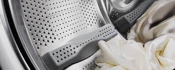 Récupérer un objet coincé dans le tambour du lave linge. Comment Debloquer Le Tambour D Un Lave Linge Qui Ne Tourne Plus