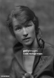 365 fotos e imágenes de alta resolución de Audrey Arnold